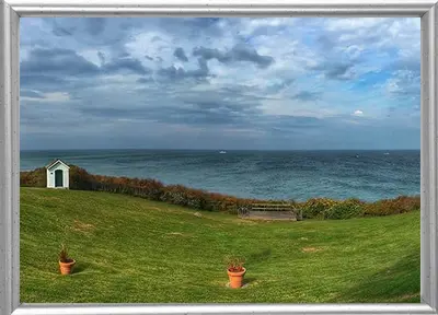 הצריף ליד הים