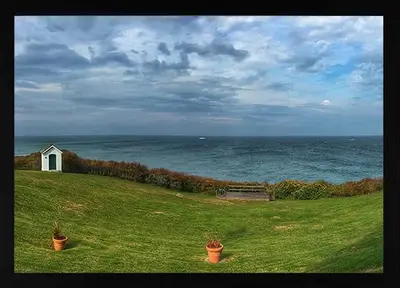 הצריף ליד הים